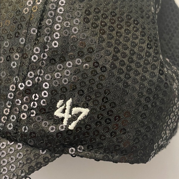 47 Philadelphia Eagles Black Sequin Cap featuring an embroidered sequined logo - Picture 7 of 13